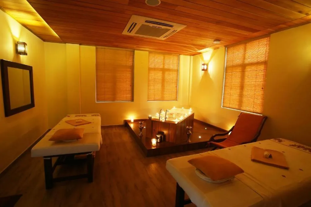 Mount Randholee Resorts & Spa Κάντι Σρι Λάνκα