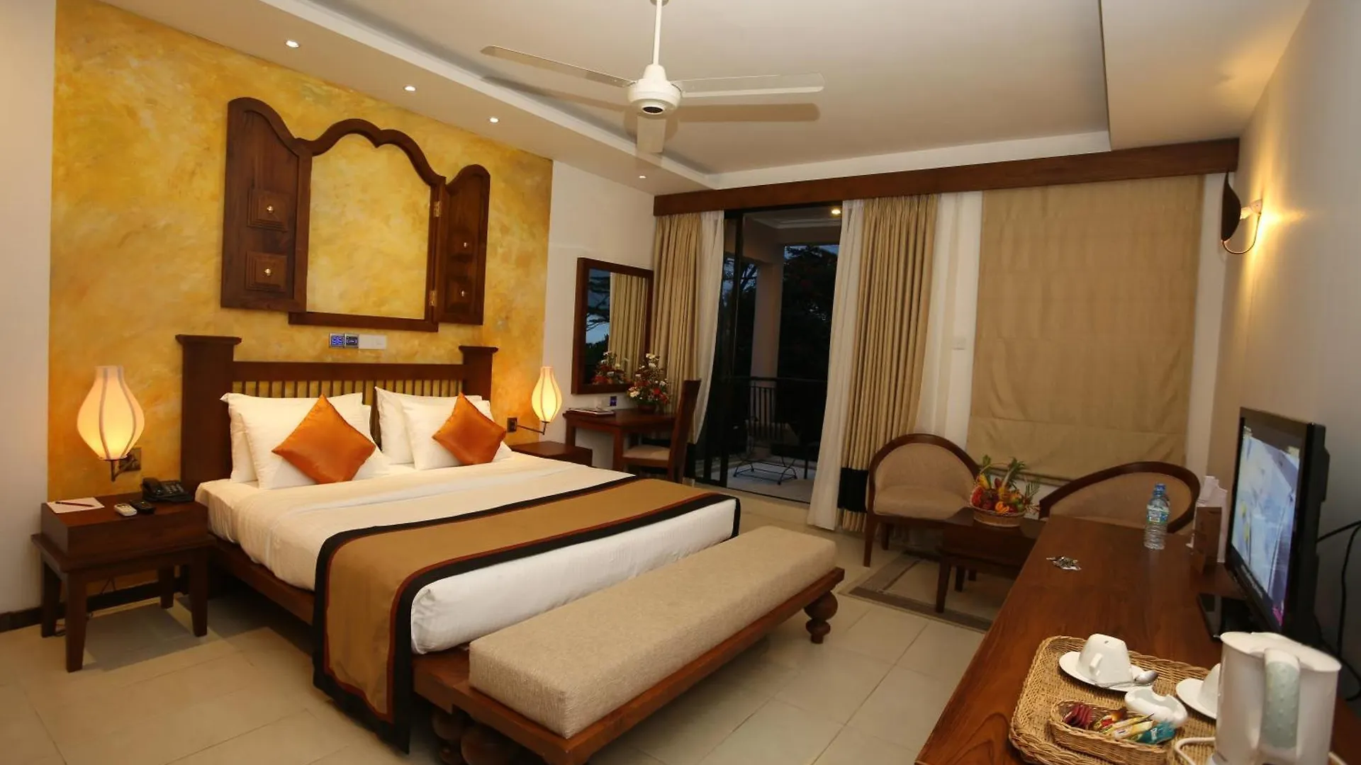 Mount Randholee Resorts & Spa Kandy Hotel