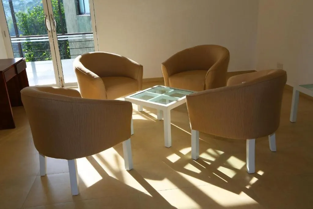 Hotel Mount Randholee Resorts & Spa Kandy