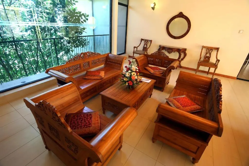 Hotel Mount Randholee Resorts & Spa Kandy